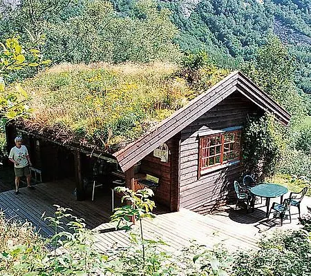 Two-Bedroom Holiday Home In Eresfjord 1 Eidsvåg